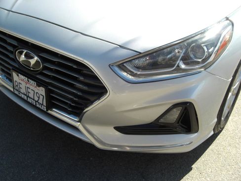 Used 2018 Hyundai Sonata SE image 3