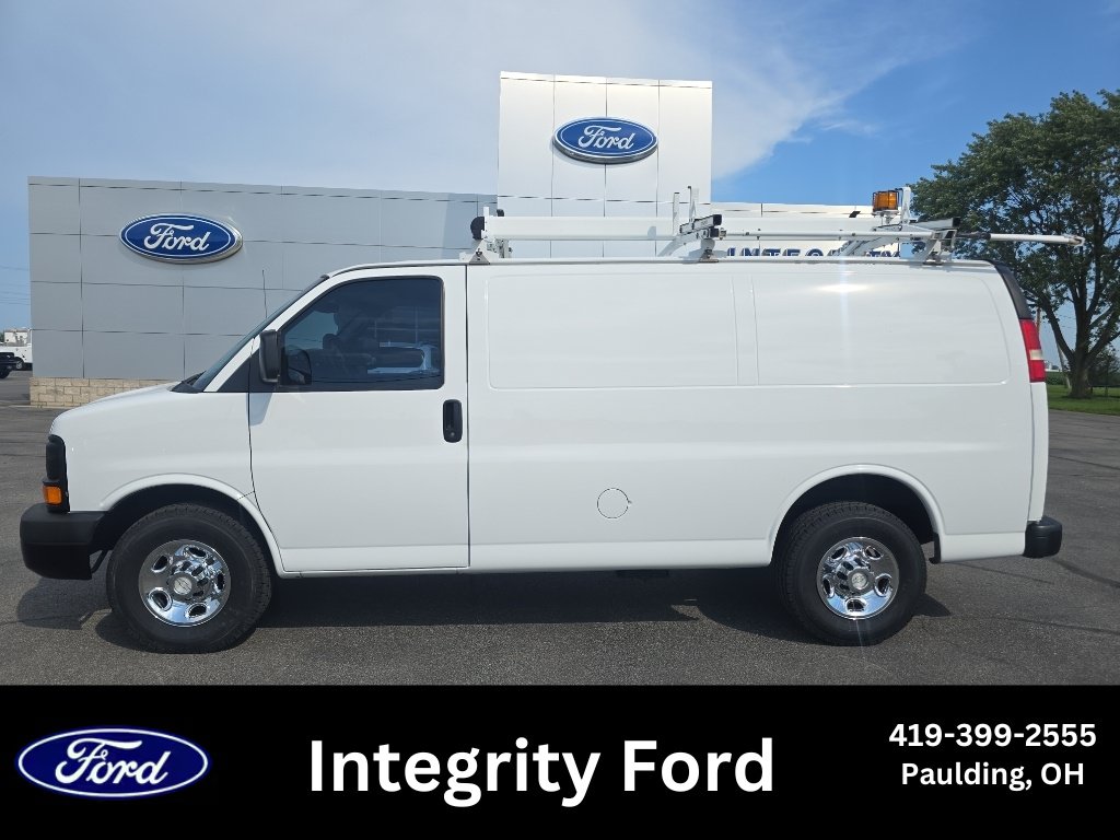 Used 2014 Chevrolet Express 2500 RWD image 1