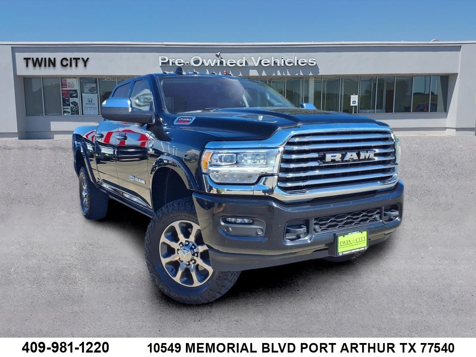 Used 2022 RAM 2500 Limited AWD/4WD image 1