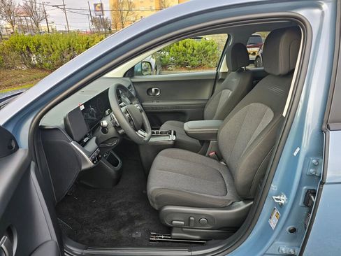 New 2026 Hyundai Ioniq 5 SE image 18