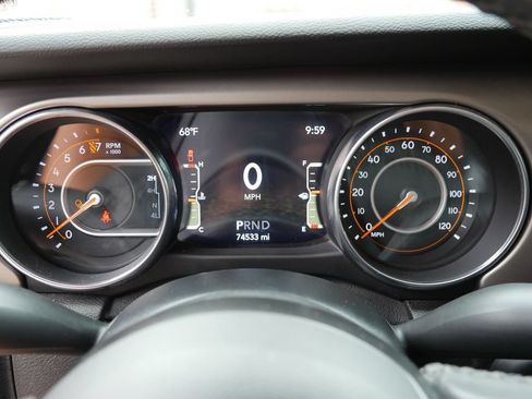 Used 2020 Jeep Gladiator Sport w/ Quick Order Package 24S AWD/4WD image 15