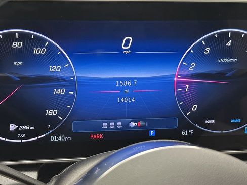 Certified 2025 Mercedes-Benz GLC 300 image 29