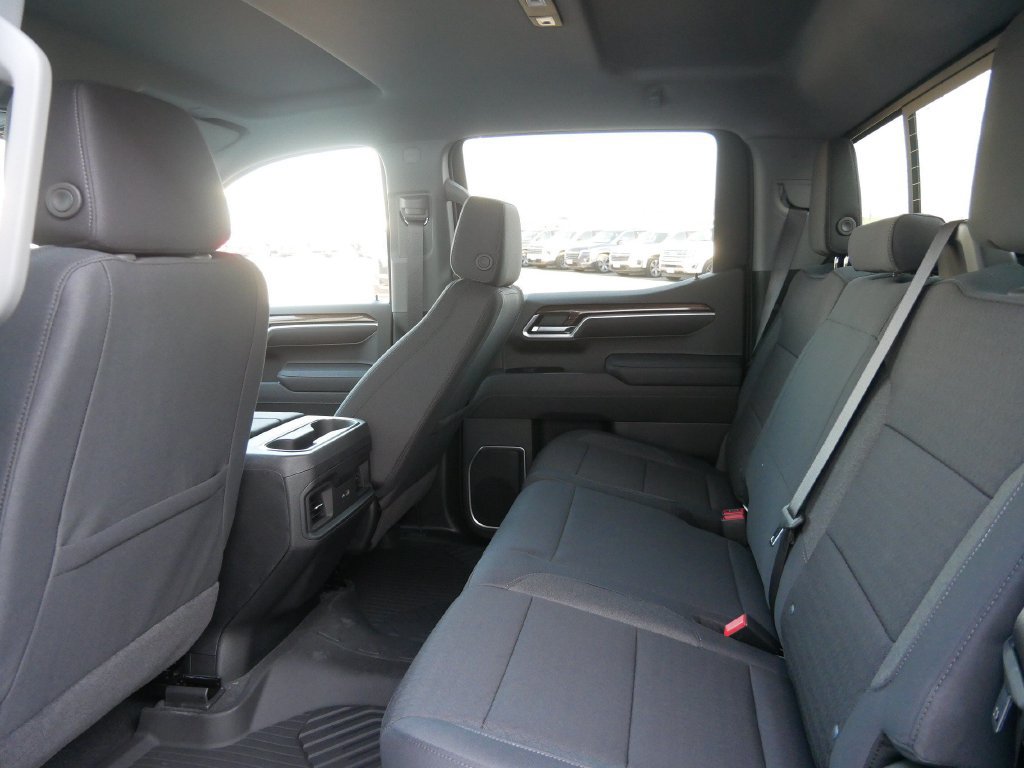 New 2026 Chevrolet Silverado 1500 RST AWD/4WD image 16