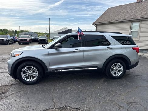 Used 2022 Ford Explorer XLT RWD image 13