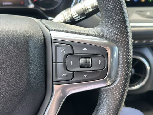 Used 2023 Chevrolet Blazer LT w/ Convenience Package FWD image 18