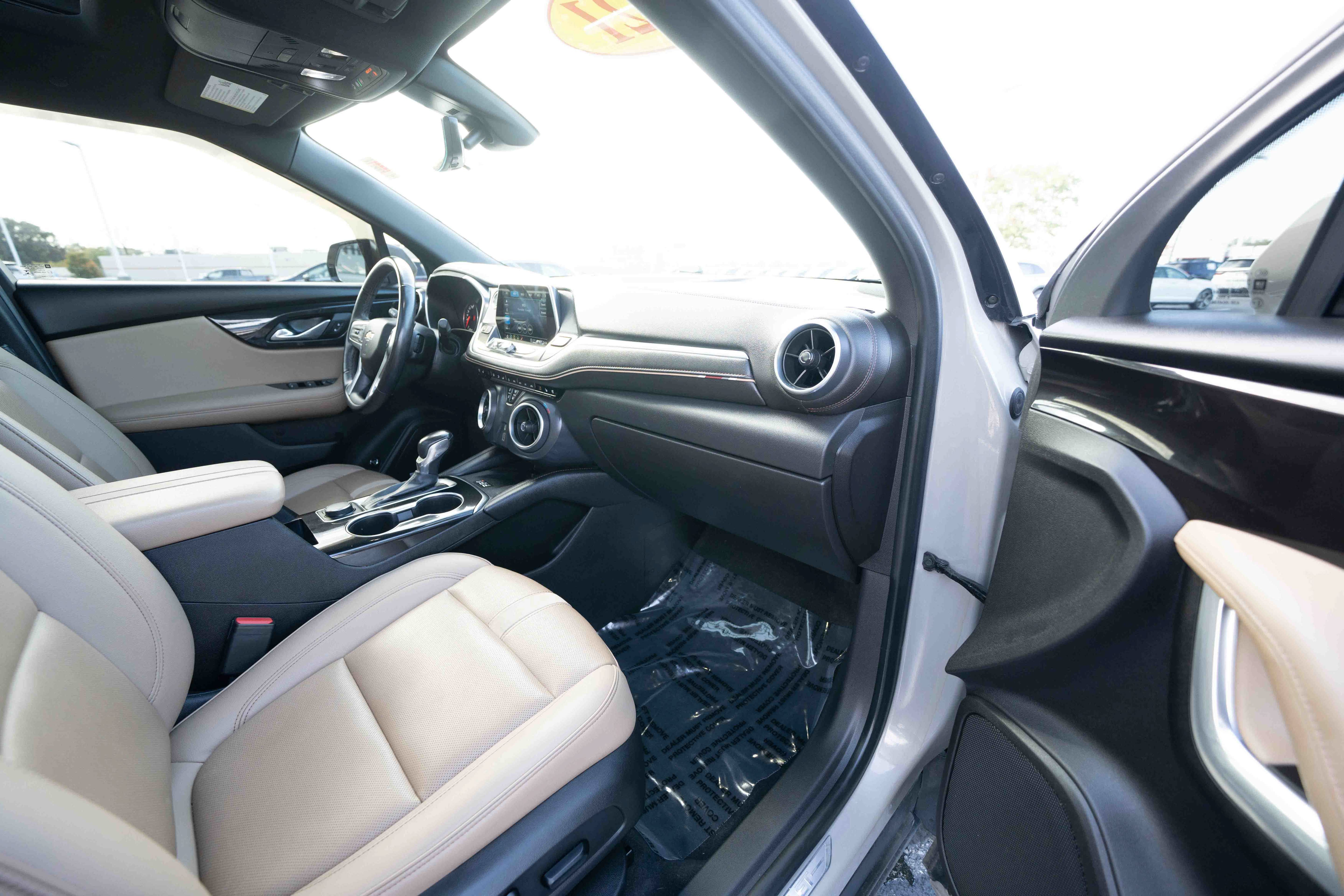 Used 2021 Chevrolet Blazer Premier w/ Driver Confidence II Package FWD image 26
