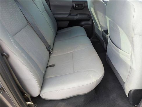 Used 2018 Toyota Tacoma SR w/ SR Convenience Package image 18