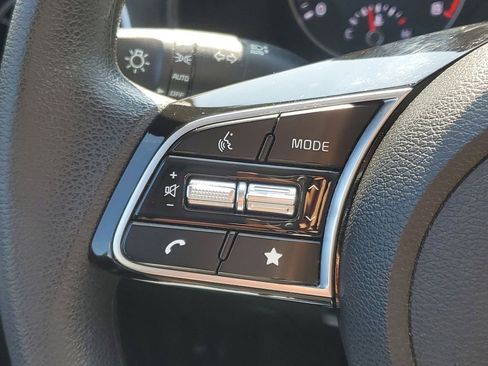 Certified 2023 Kia Forte LXS w/ LXS Technology Package image 13