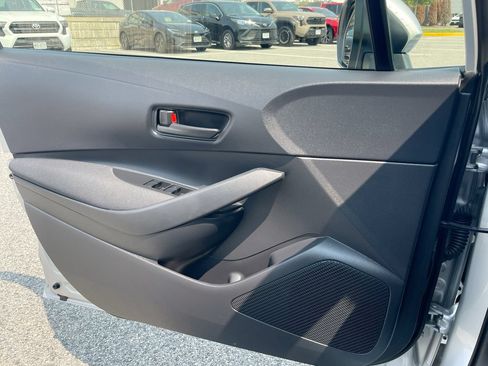 Used 2026 Toyota Corolla LE w/ LE Premium Package AWD/4WD image 8