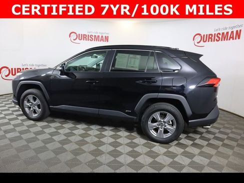 Used 2022 Toyota RAV4 XLE w/ Convenience Package image 7