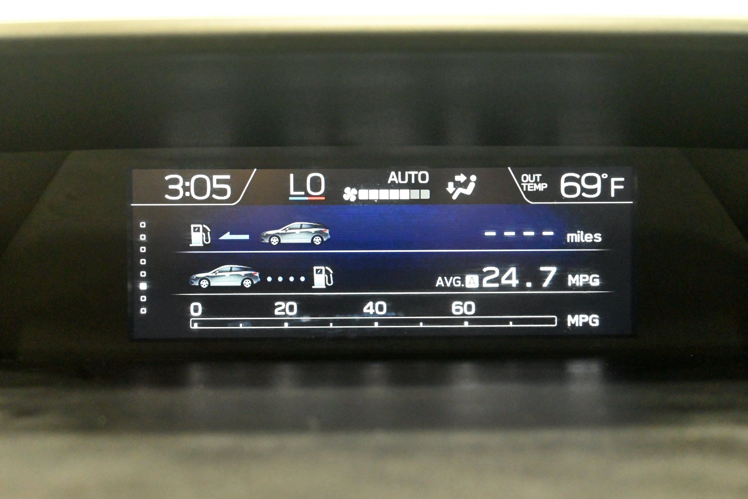 Used 2019 Subaru Crosstrek 2.0i Limited w/ Moonroof Package w/Navigation AWD/4WD image 11