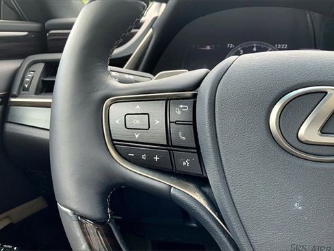 Used 2020 Lexus ES 350 w/ Premium Package image 15