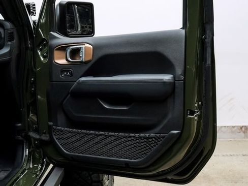 Used 2024 Jeep Wrangler Unlimited Rubicon 392 image 95