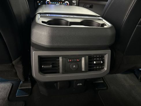 Used 2024 Ford F250 Lariat AWD/4WD image 22