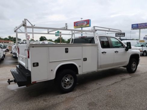 Used 2023 Chevrolet Silverado 2500 W/T w/ WT Convenience Package RWD image 3