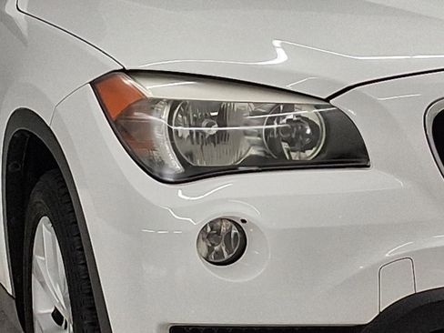 Used 2013 BMW X1 xDrive28i image 9