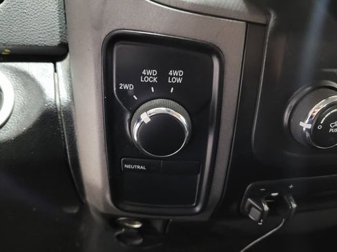 Used 2018 RAM 1500 Express w/ Express Value Package image 28