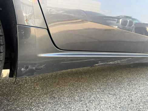 Used 2015 Toyota Avalon Limited FWD image 9