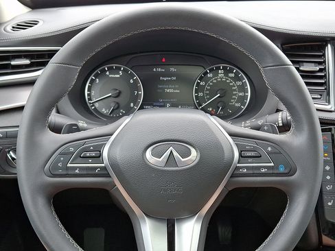 Used 2023 INFINITI QX50 Luxe AWD/4WD image 21