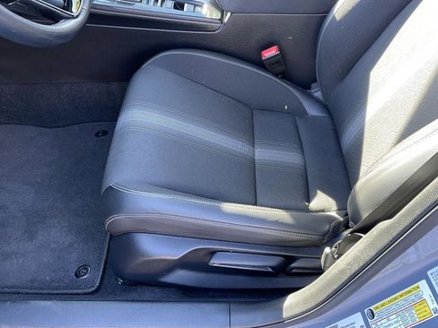 Used 2023 Honda Civic Sport image 3