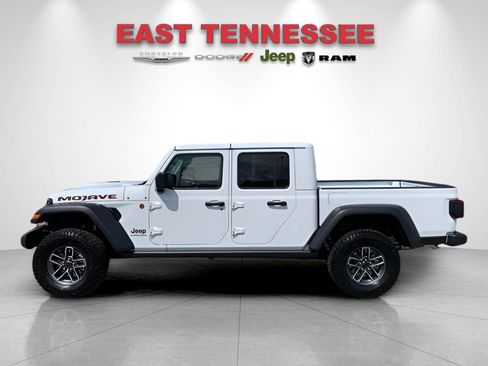 New 2025 Jeep Gladiator Mojave image 6