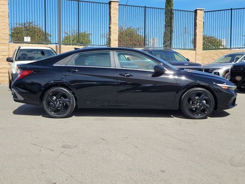 New 2026 Hyundai Elantra SEL Sport Premium image 23
