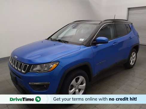 Used 2019 Jeep Compass Latitude w/ Cold Weather Group AWD/4WD image 1