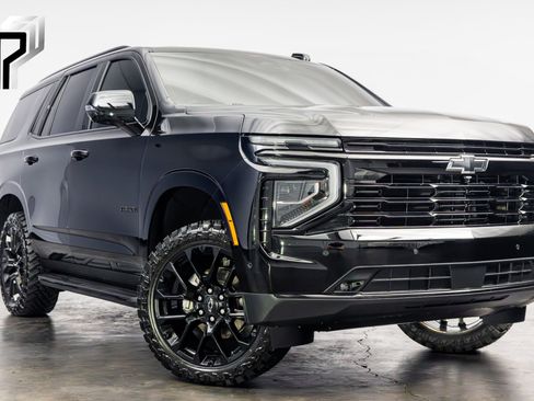 Used 2025 Chevrolet Tahoe RST w/ Comfort Package AWD/4WD image 1