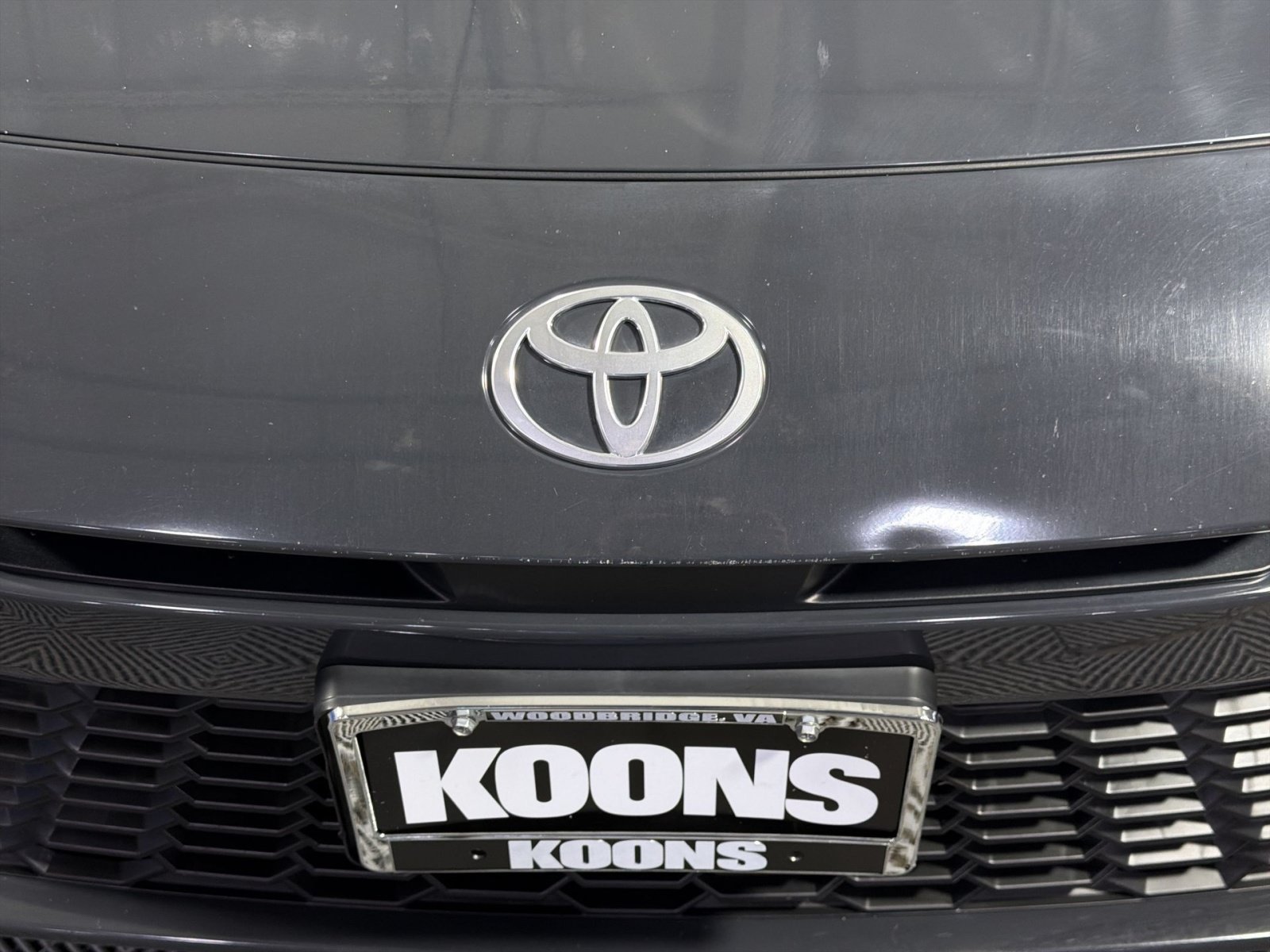 Used 2025 Toyota Camry SE FWD image 12