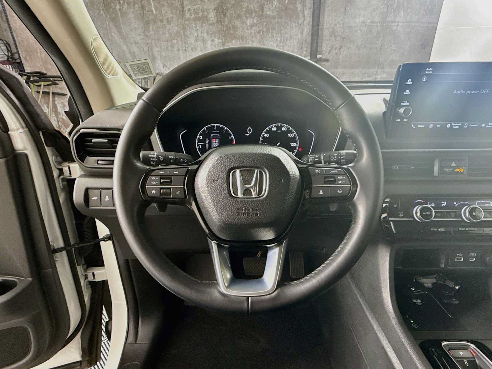 Used 2024 Honda Pilot EX-L image 11