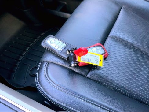 Used 2021 Ford F250 Lariat image 15