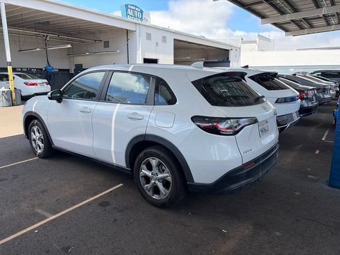 Used 2024 Honda HR-V LX image 14