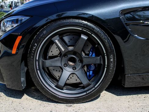 Used 2020 BMW M4 Coupe w/ Competition Package image 12