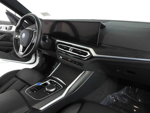 Certified 2023 BMW i4 eDrive40 RWD image 14