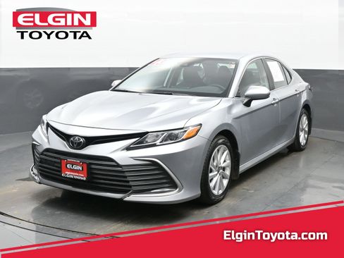 Used 2023 Toyota Camry LE image 1