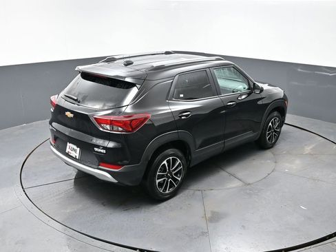 Used 2025 Chevrolet TrailBlazer LT w/ Driver Confidence Package image 43