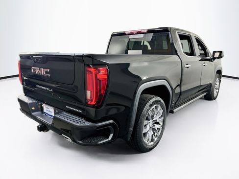 Used 2023 GMC Sierra 1500 Denali w/ Denali Reserve Package AWD/4WD image 5