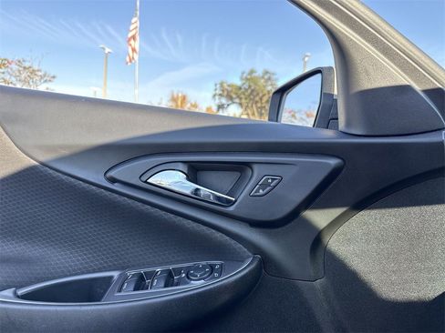 Used 2024 Chevrolet Malibu LT image 12