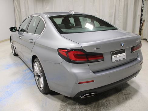Used 2023 BMW 540i xDrive w/ Executive Package image 8