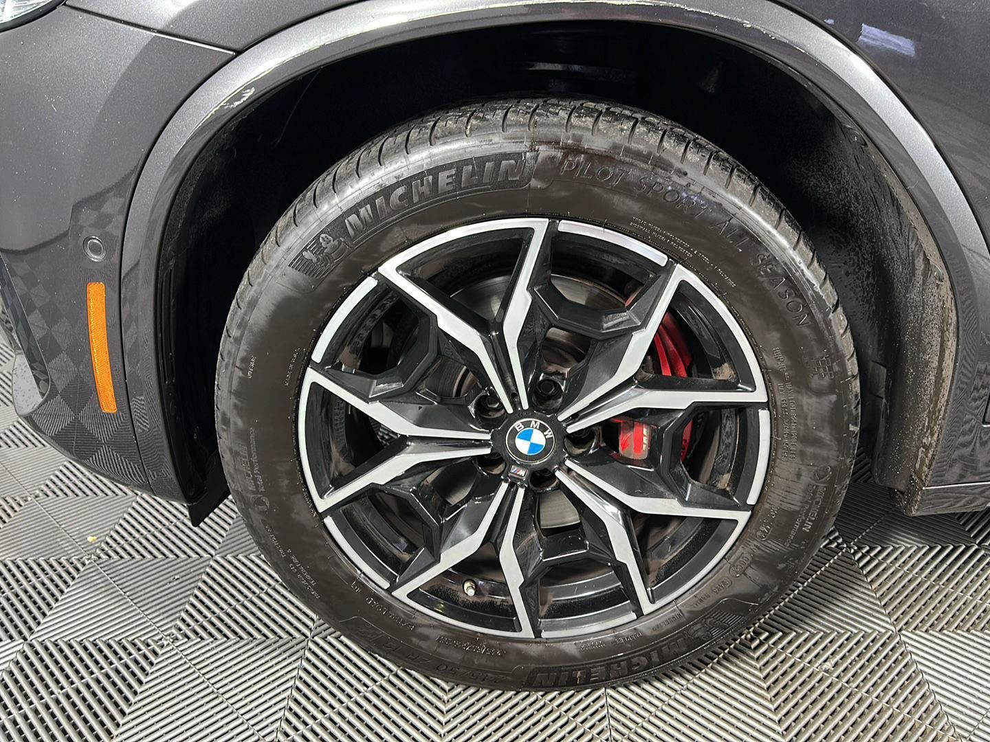 Used 2023 BMW X3 xDrive30i w/ M Sport Package AWD/4WD image 6