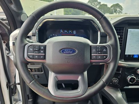 Used 2025 Ford F150 Lariat w/ Equipment Group 501A Mid AWD/4WD image 19