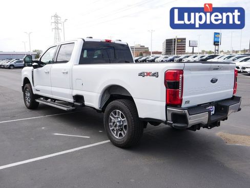 Used 2024 Ford F350 Lariat image 8