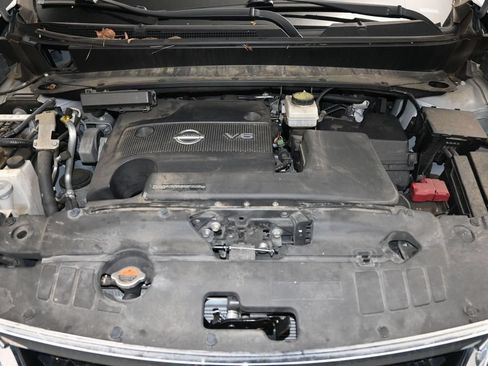 Used 2013 Nissan Pathfinder SV w/ Trailer Tow Pkg AWD/4WD image 26