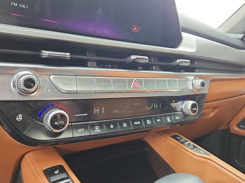Used 2024 Kia Telluride SX Prestige X-Pro image 17