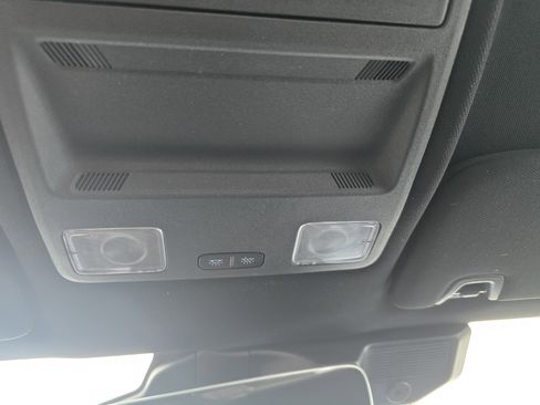 Used 2025 Ford Mustang GT image 34