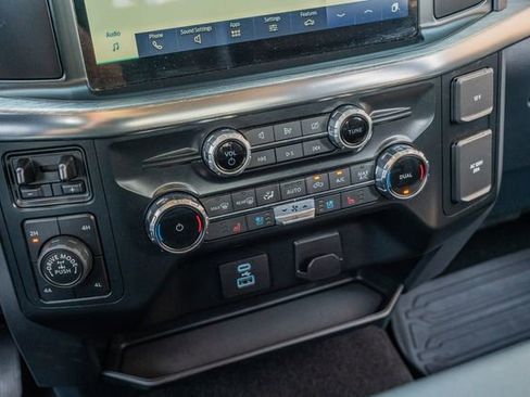 Used 2022 Ford F150 Lariat w/ Equipment Group 501A Mid image 30