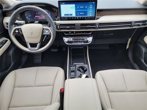 New 2026 Lincoln Corsair Reserve image 37