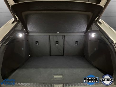 Used 2024 Audi Q4 e-tron Premium Plus w/ Premium Plus image 81