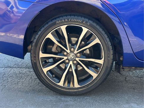 Used 2018 Toyota Corolla SE image 27