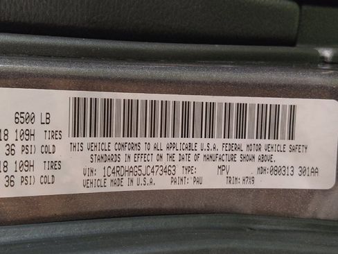 Used 2018 Dodge Durango SXT image 33